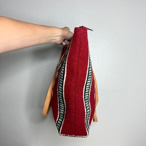 Vintage red wool kilim southwestern large carryall carpet tote bag - Picture 6 of 14